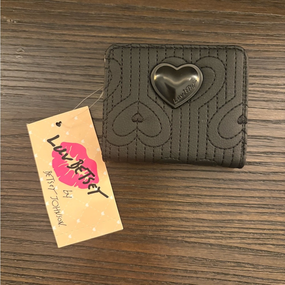 NEW Betsey Johnson quilted black wallet